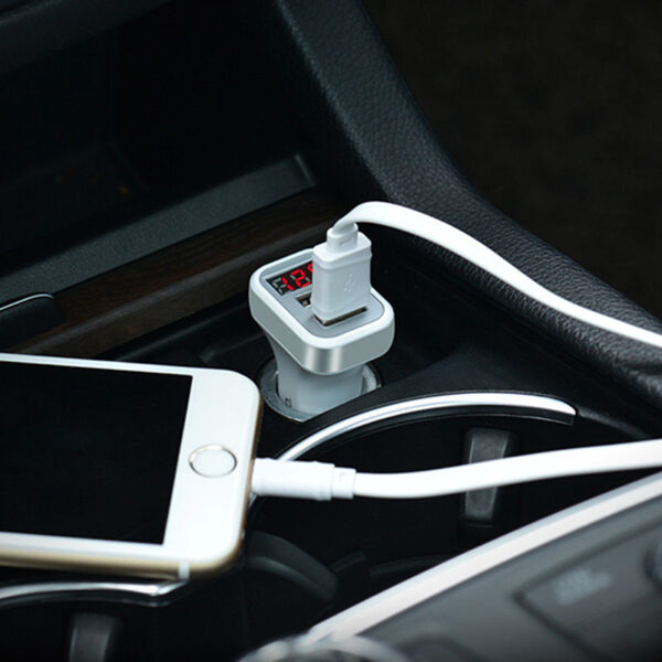 HOCO - Z3  CAR CHARGER DUAL USB 3,1Α LED DISPLAY WHITE
