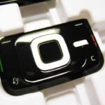 NOKIA N81 - Keyboard Function Vanilla 1/2 Silver Original